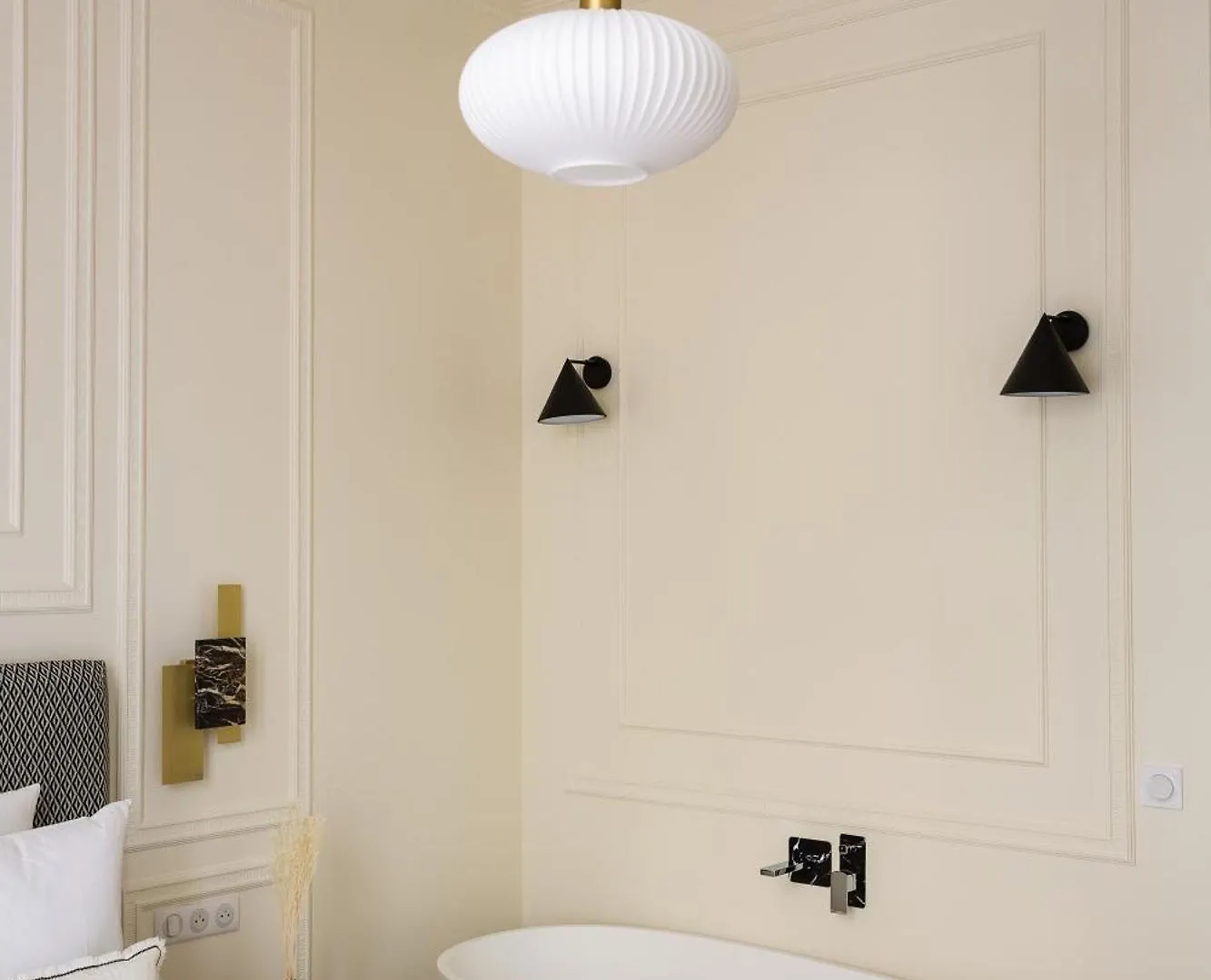 The Classy Parisian Apartment Paris